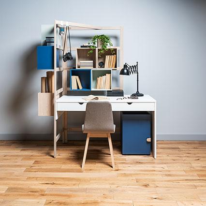 Cubic shelf Stige arrangement