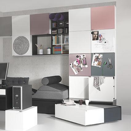 Armoire 2 portes avec barre et tiroirs et support 106x95 Young Users Arrangement