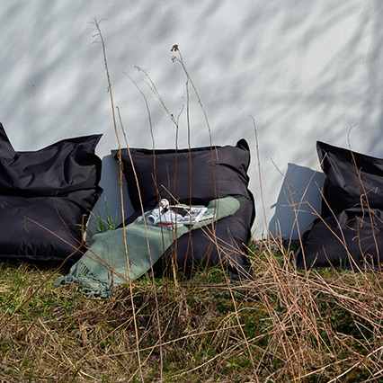 Outdoor pouffe arrangement