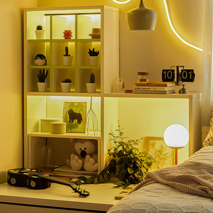 LED RGB backlight with remote control, set of 1 pt white Young Users arrangement