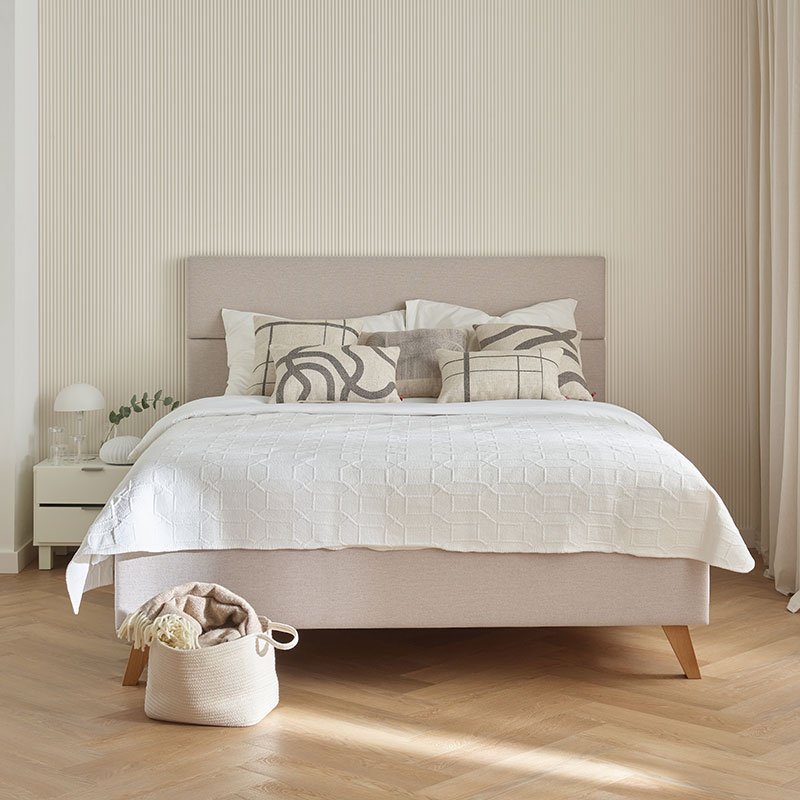 Upholstered bed 160x200 Line arrangement