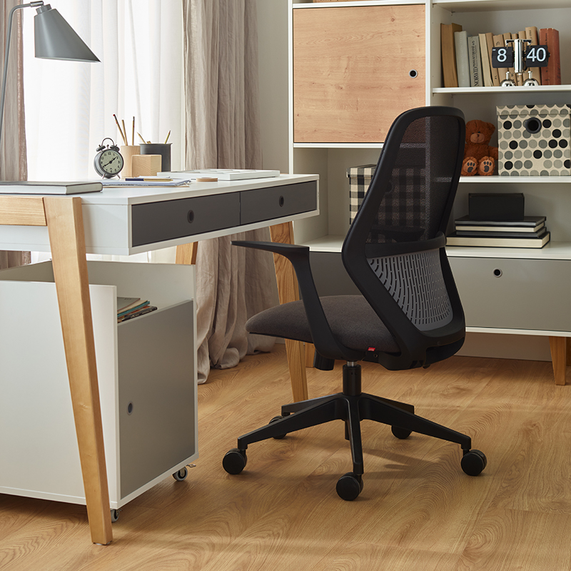 Fauteuil pivotant Ting Arrangement