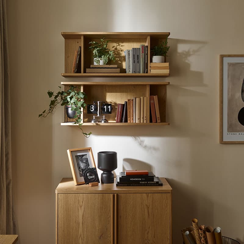 Narrow wall shelf Well arrangement