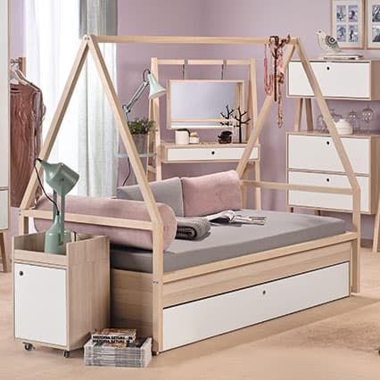 Bed Spot Young arrangement